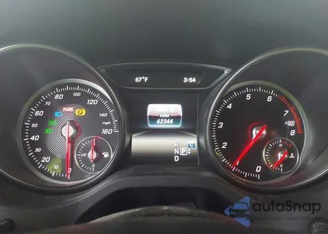 2020 Mercedes-Benz Gla 250 4Matic z USA, uszkodzony, nr VIN WDCTG4GB8LU026361